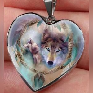 Wolf Necklace Heart Feathers Native American Silver Brown Green